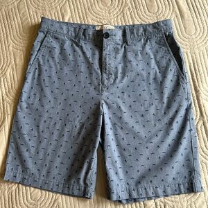 Original Penguin blue flat front cotton print shorts, size 31 Great shape